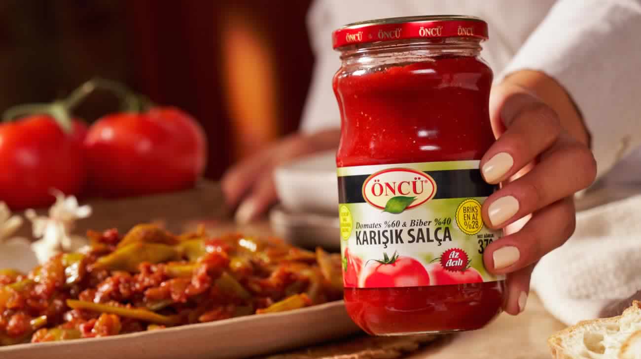 Öncü | İki Lezzet Tek Kavanozda: Karışık Salça